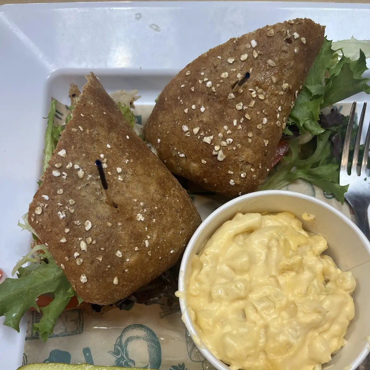 Turkey Club with Mac and Cheese