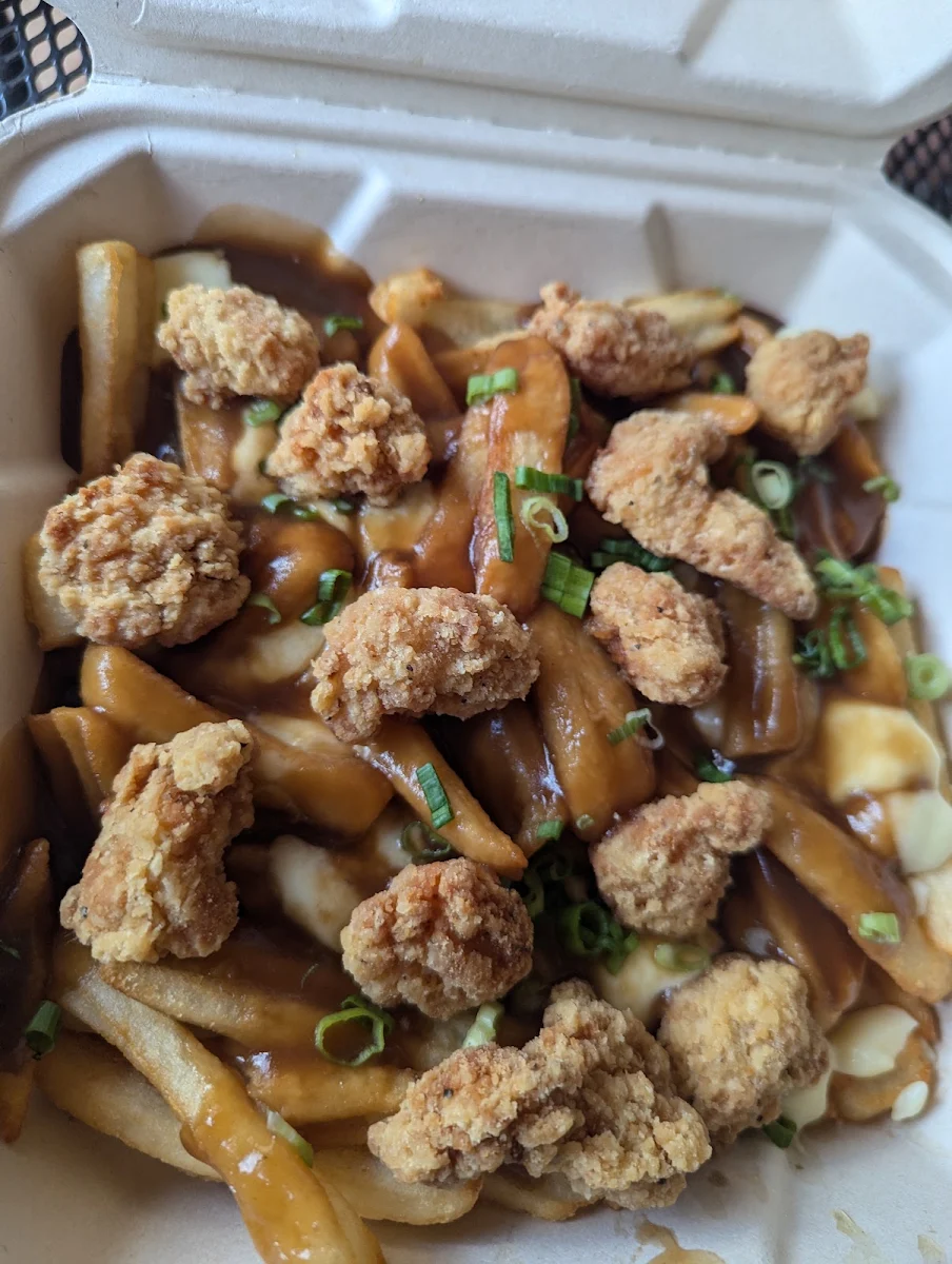Chicken Poutine, St. Louis Bar & Grill