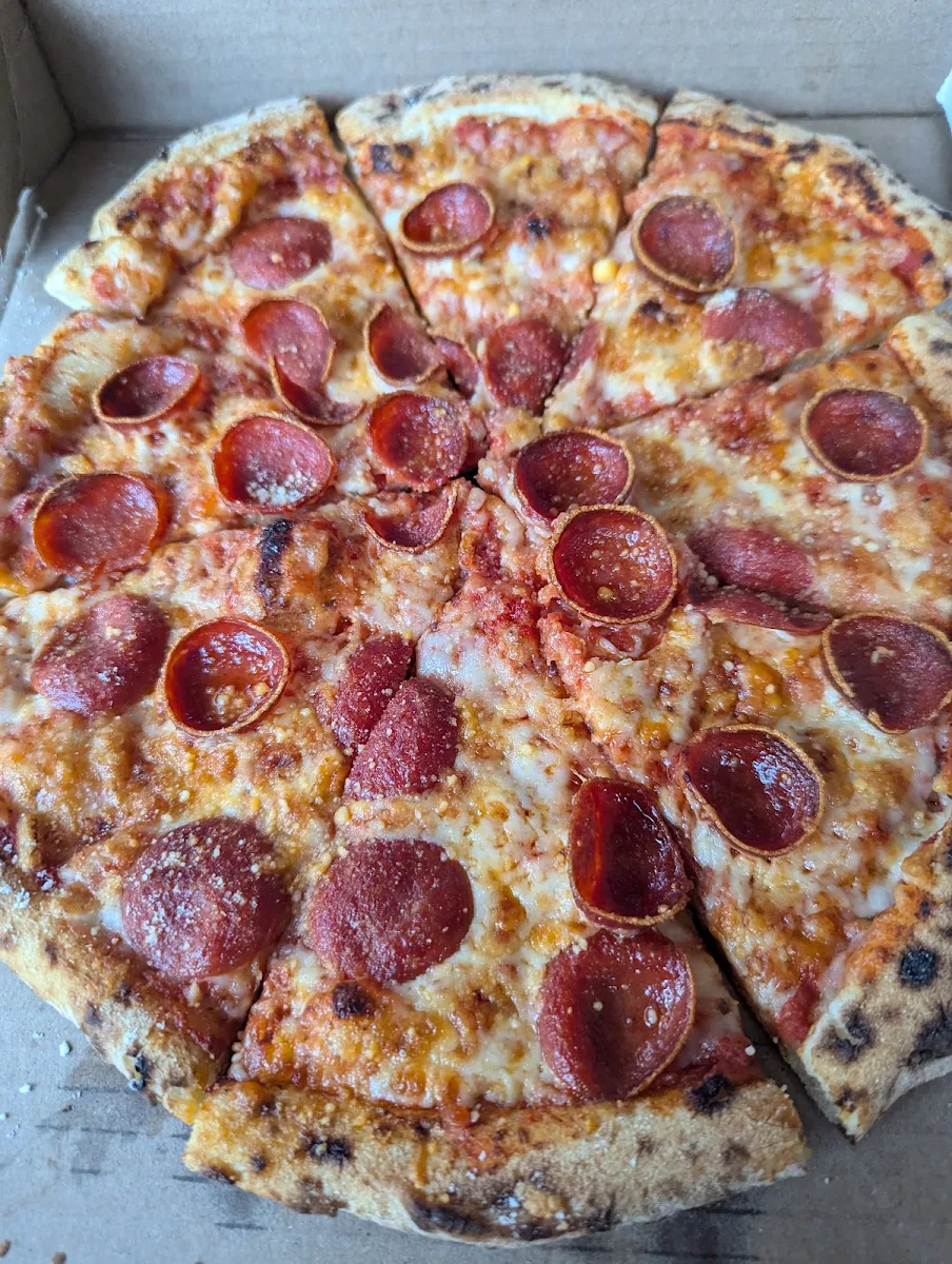 Pepperoni Pizza, St. Louis Bar & Grill