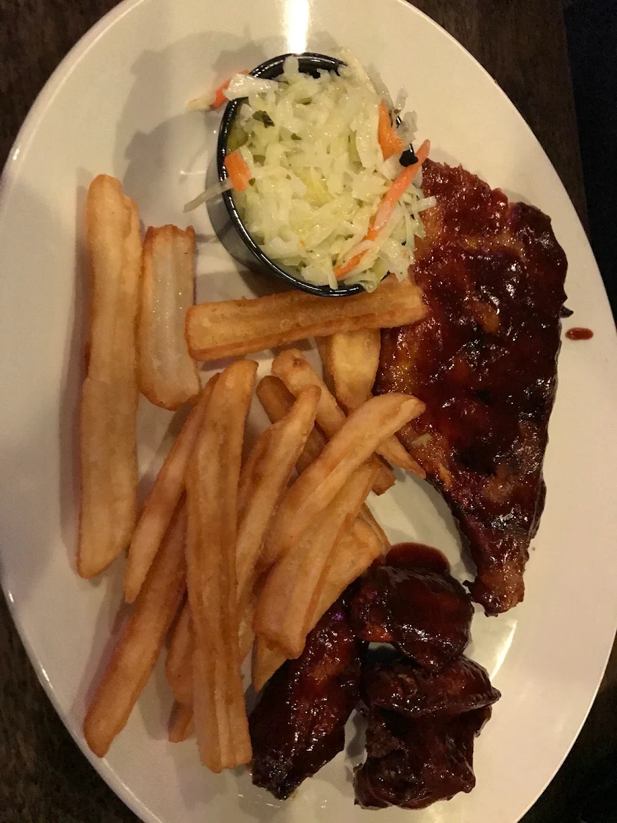 Wing & Rib Combo, St. Louis Bar & Grill