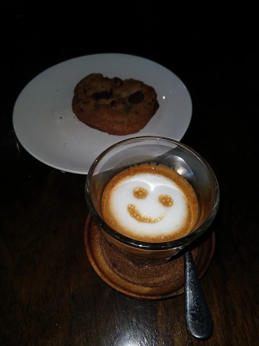 Macchiato and Chocolate Chip Cookie