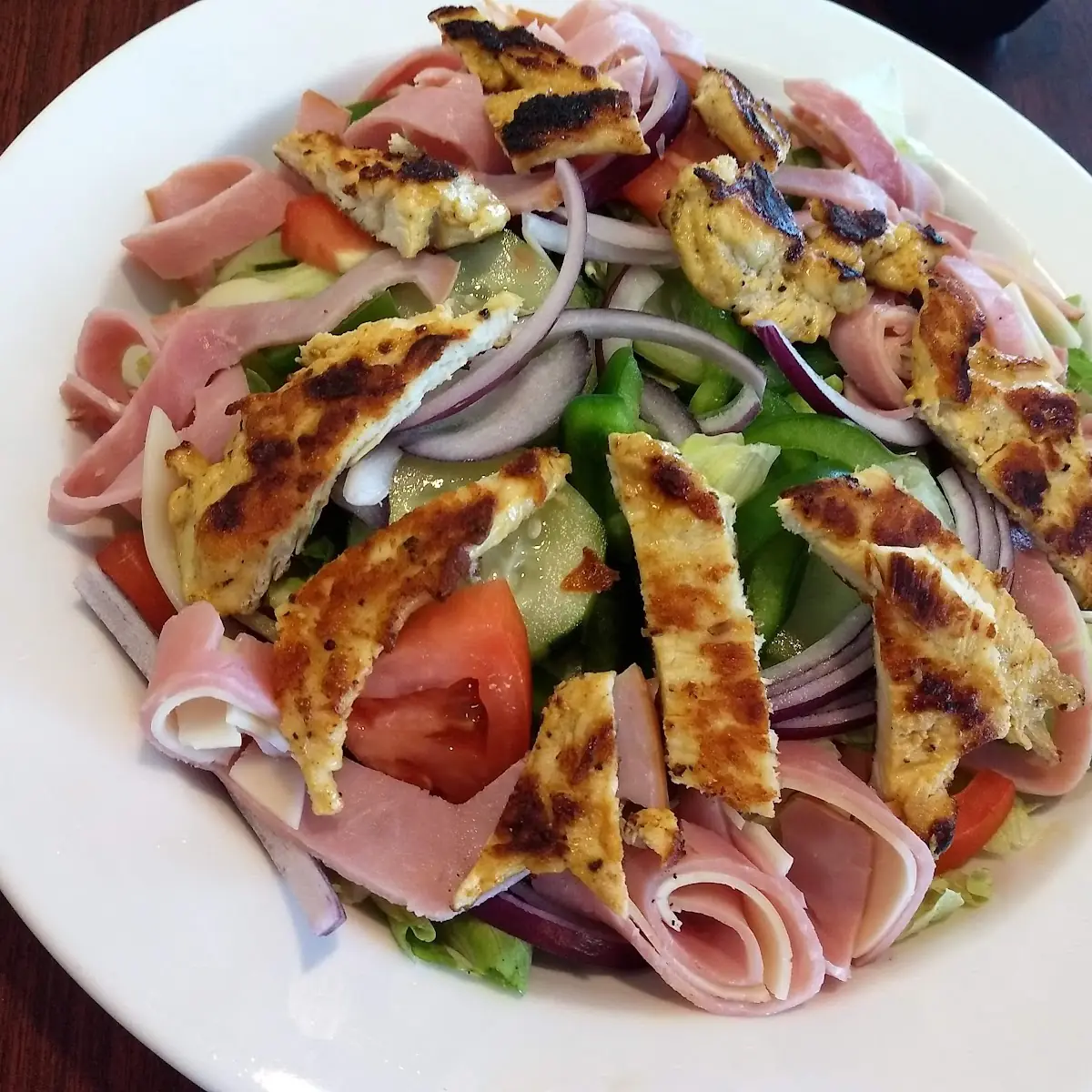 Chef Salad with Grilled Chicken