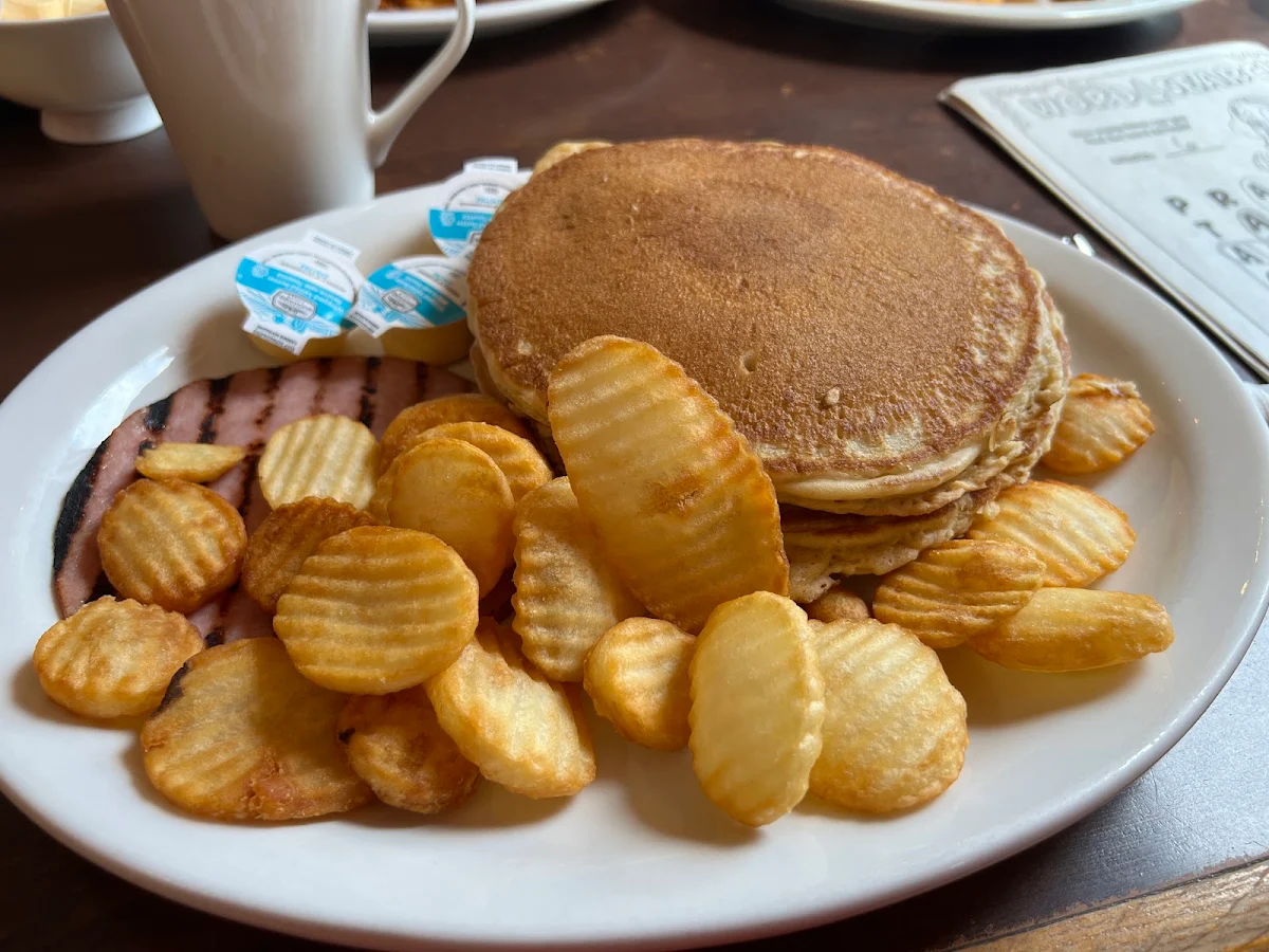 3 Pancakes with Ham