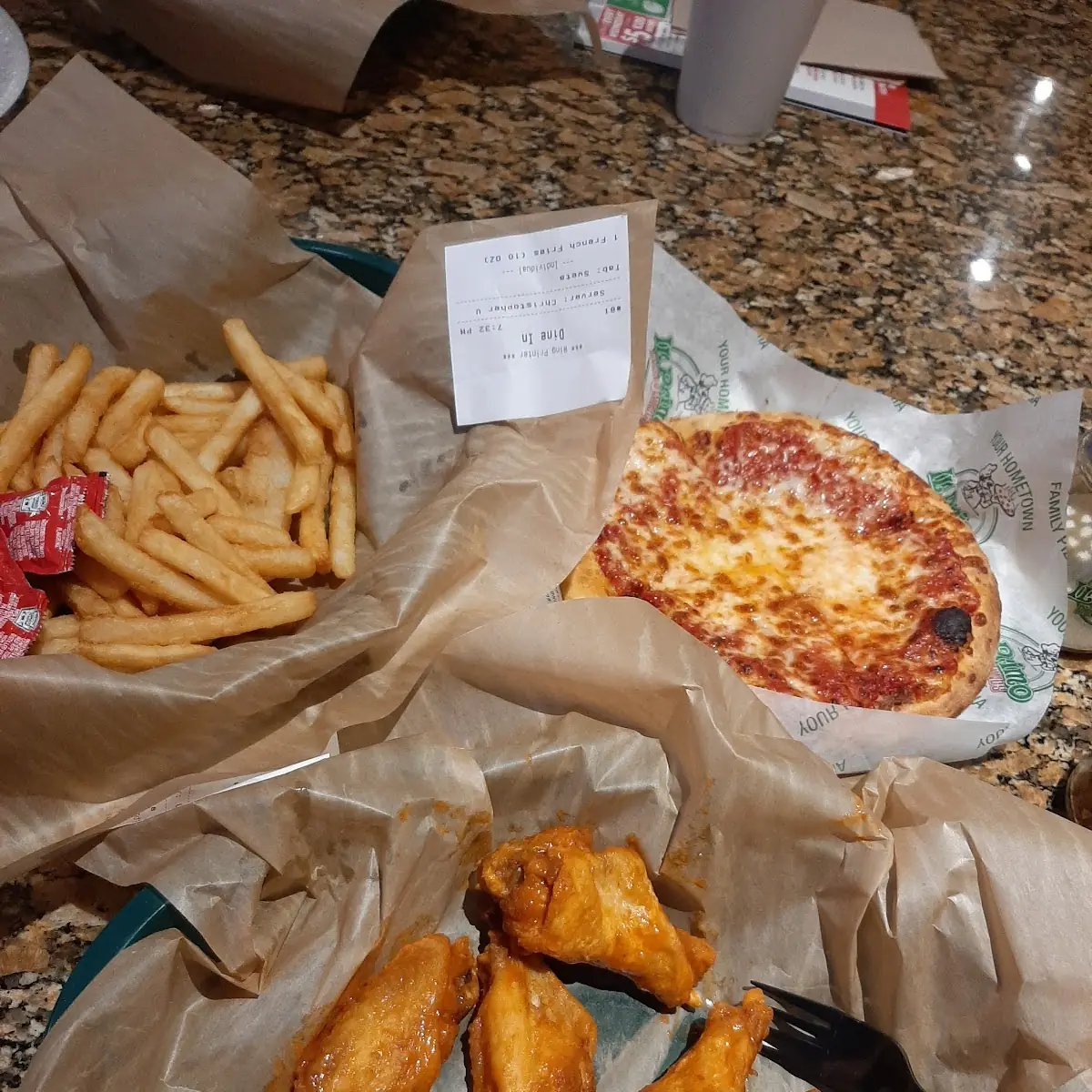 Chicken Wings with Fries