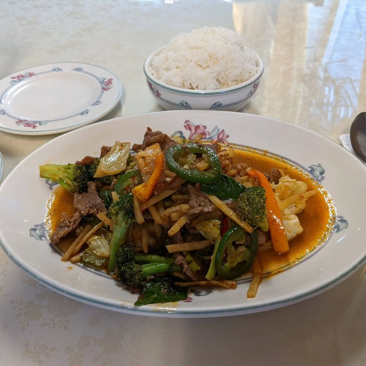 Red Curry Mixed Vegetables Beef