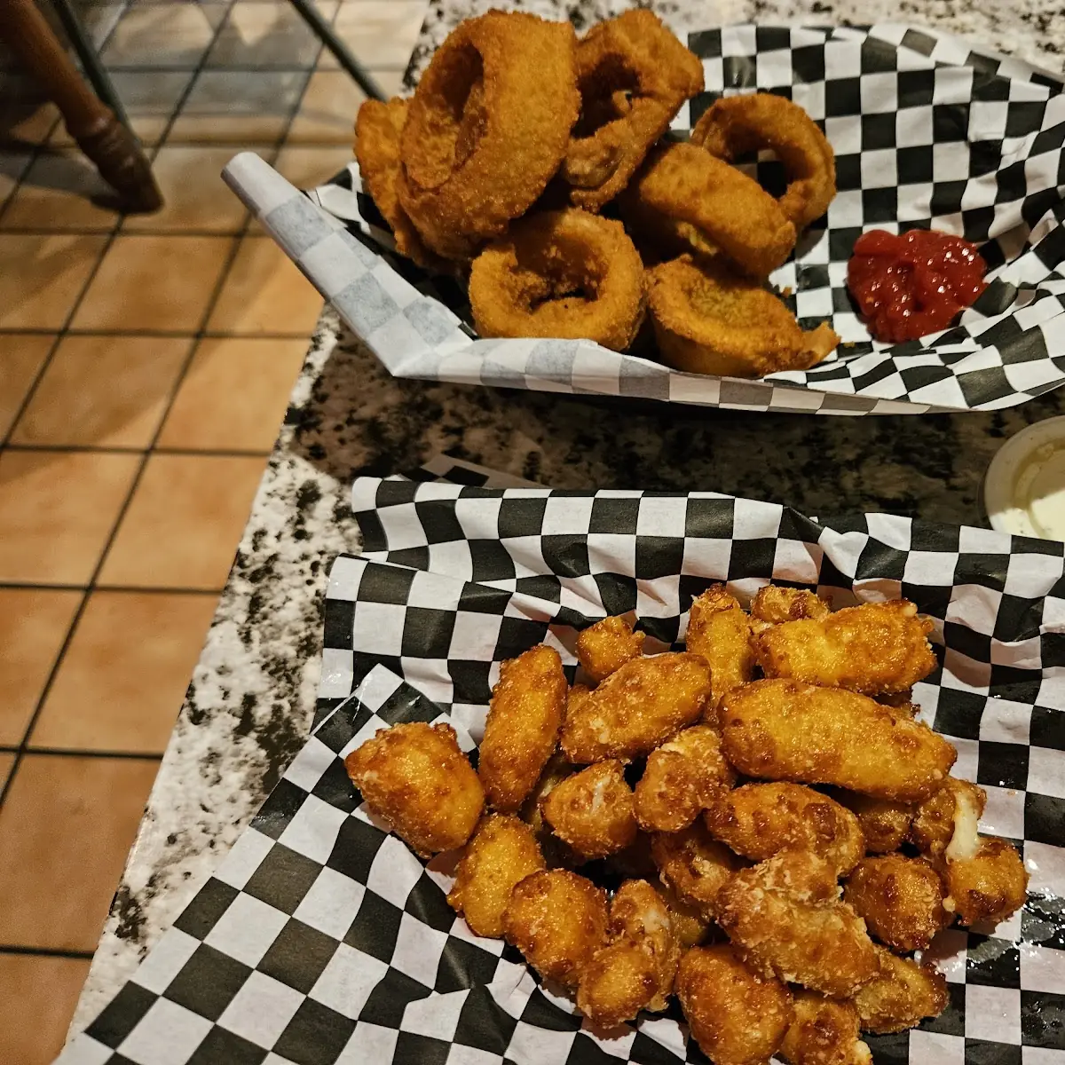 Onion Rings Cheese Curds