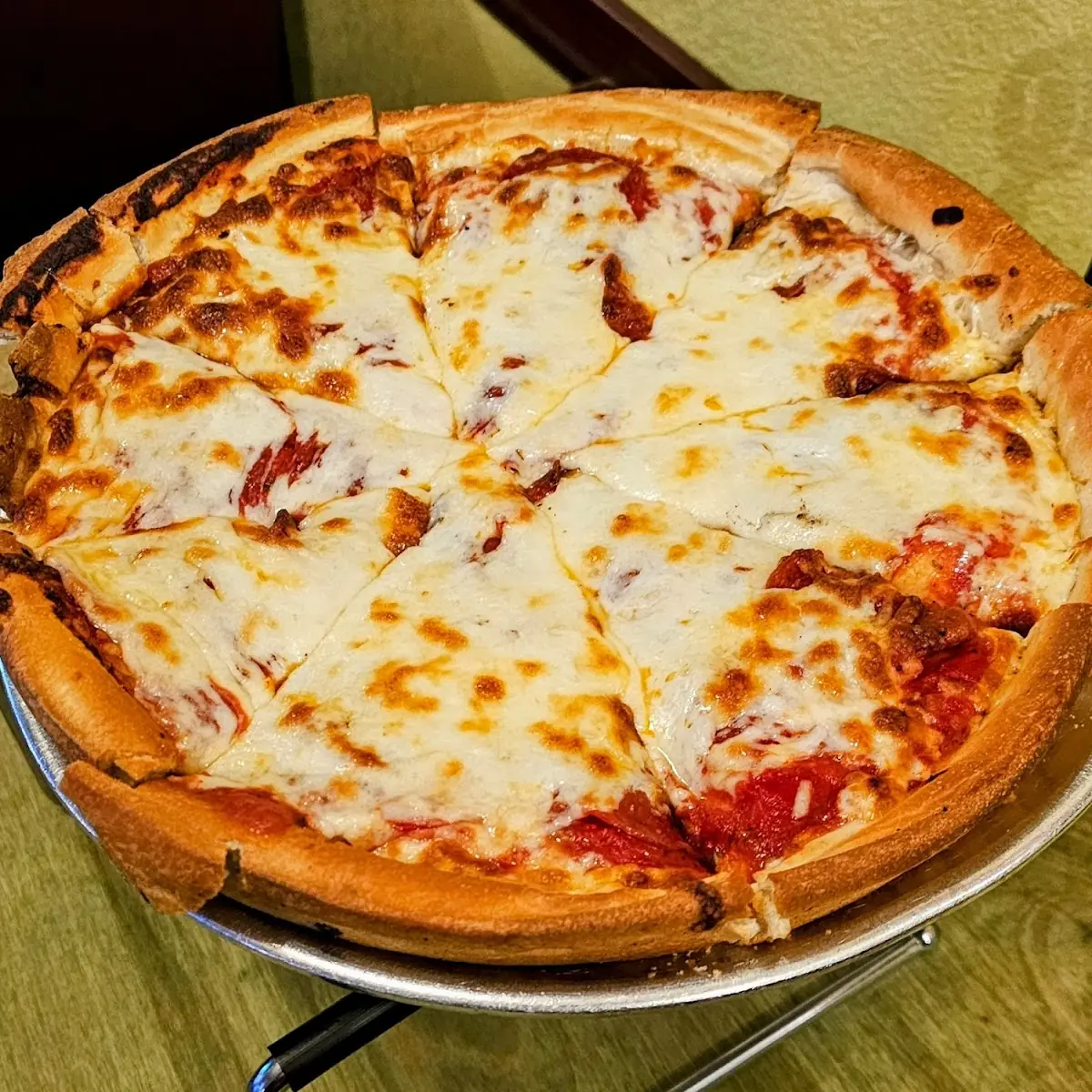 Deep Dish Pan Pizza