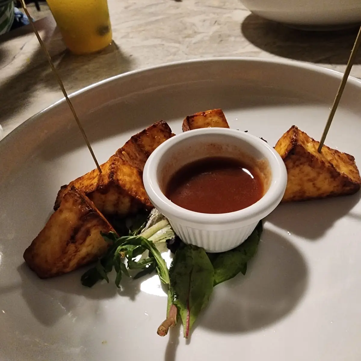 Queso Frito Con Salsa De Guayaba