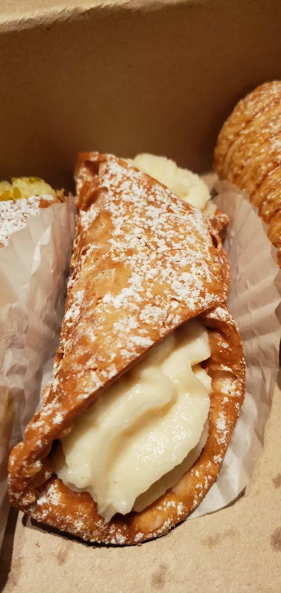 Cannoli