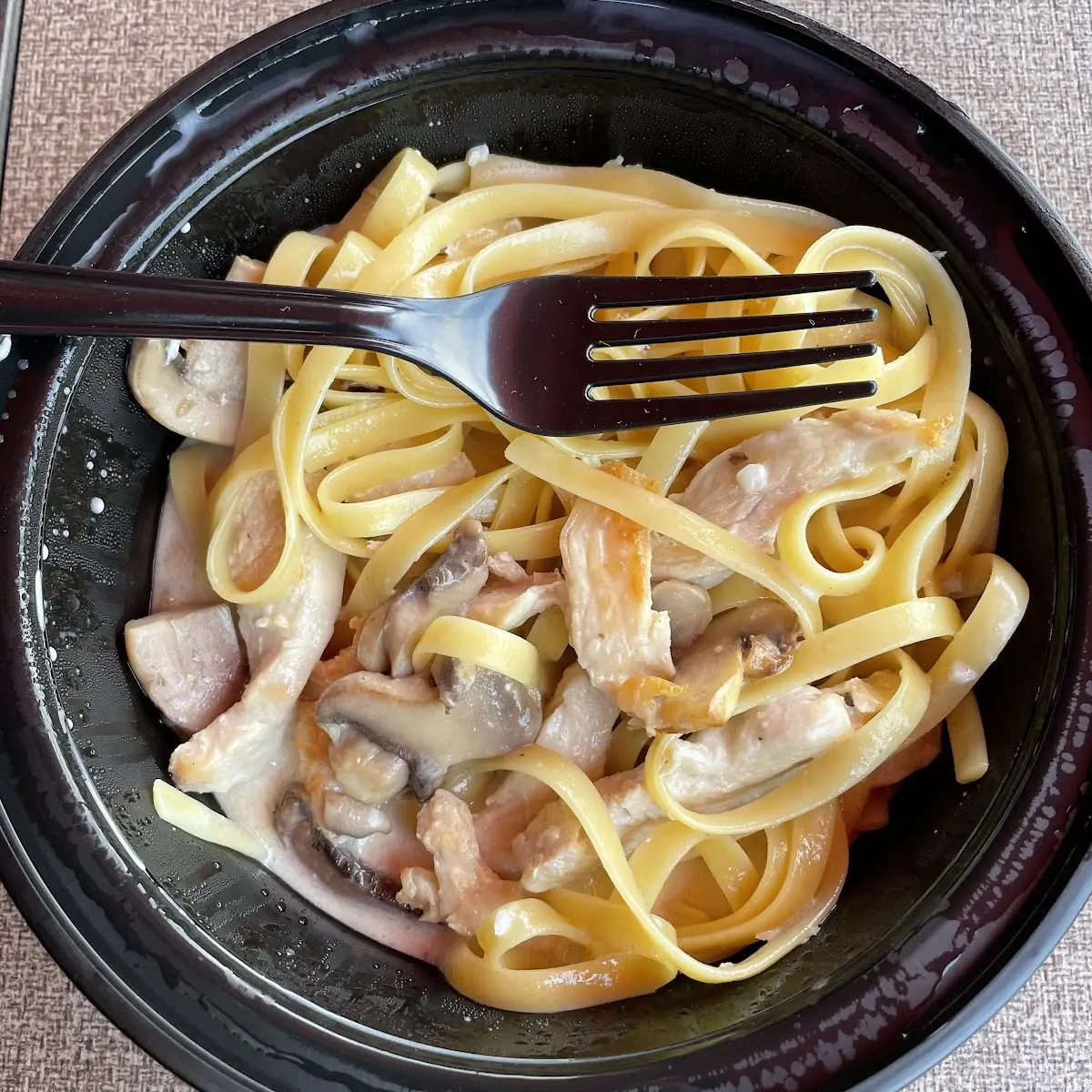 Chicken & Mushroom Fettuccini