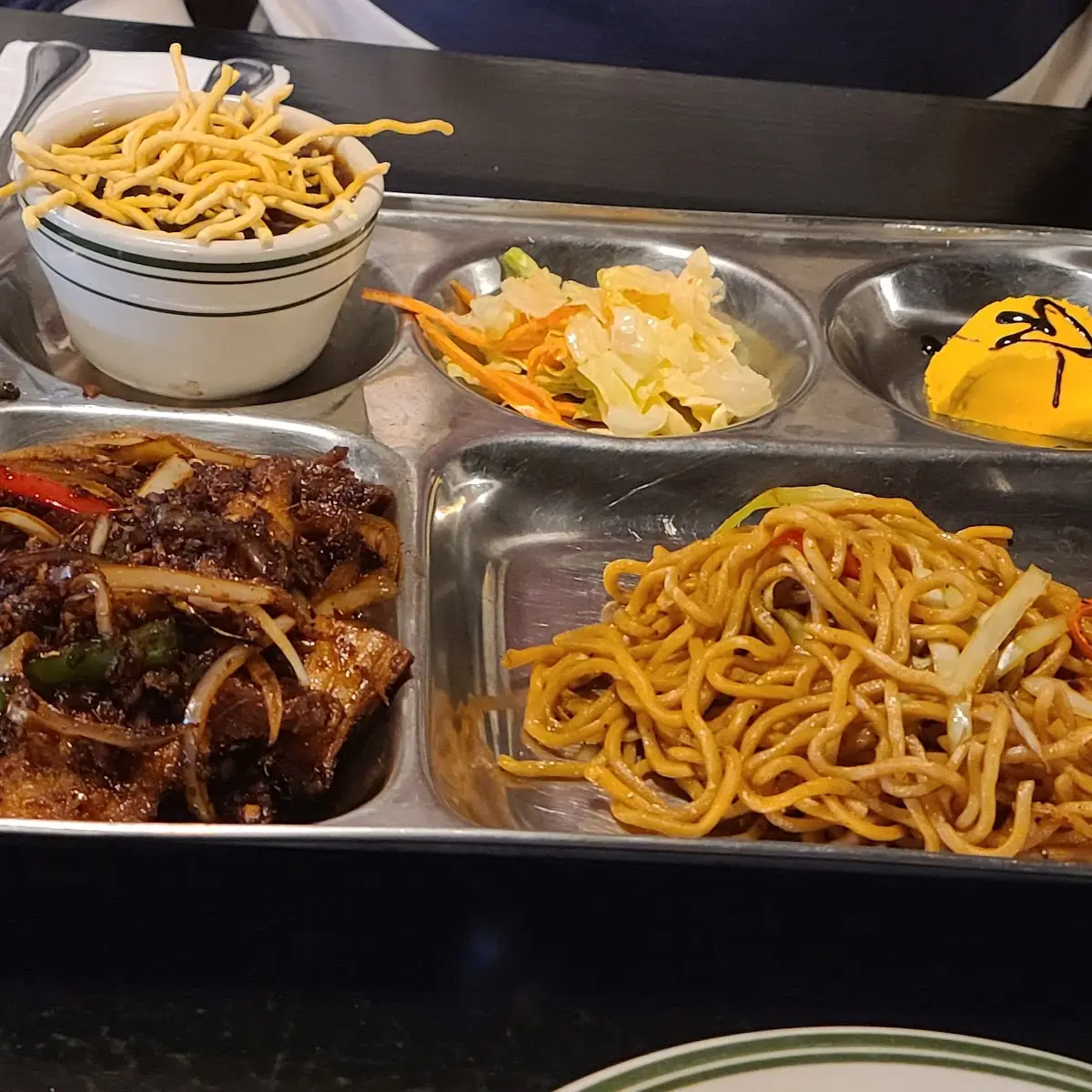 Beef and Mixed Vegetables Lunch Special