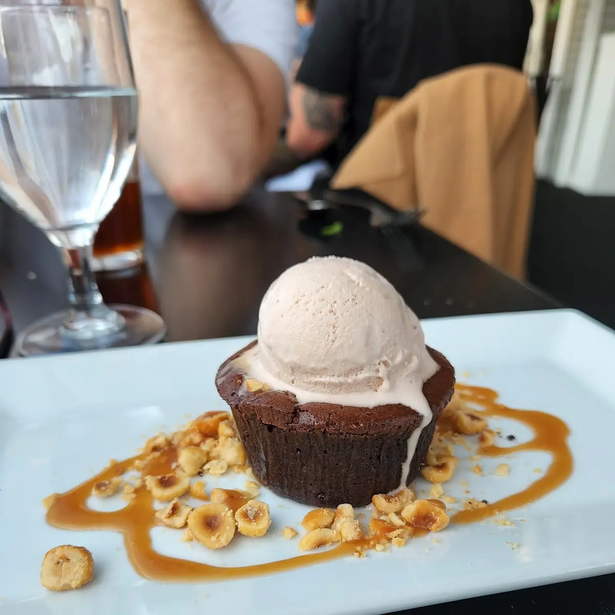 Flourless Chocolate Cake - D