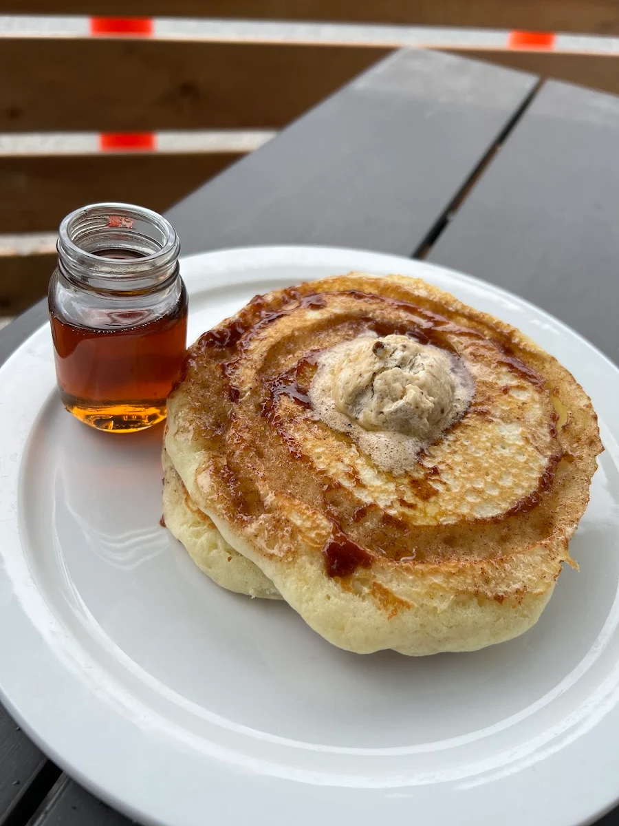 Cinnamon Bun Pancakes