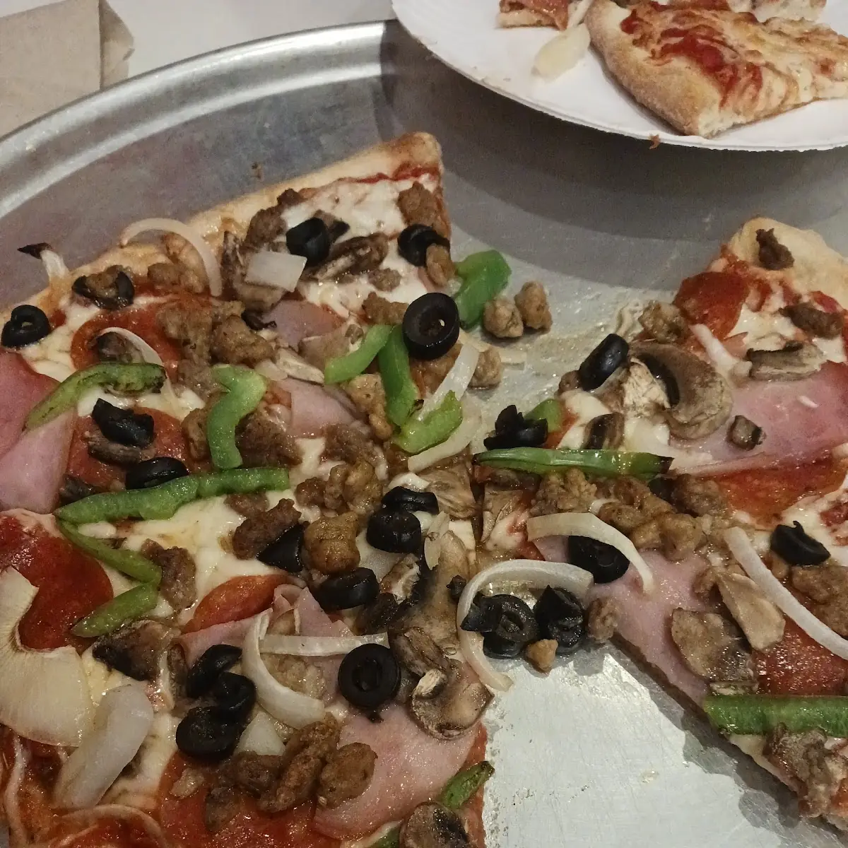 Pepperoni Pizza and Garlic Knots