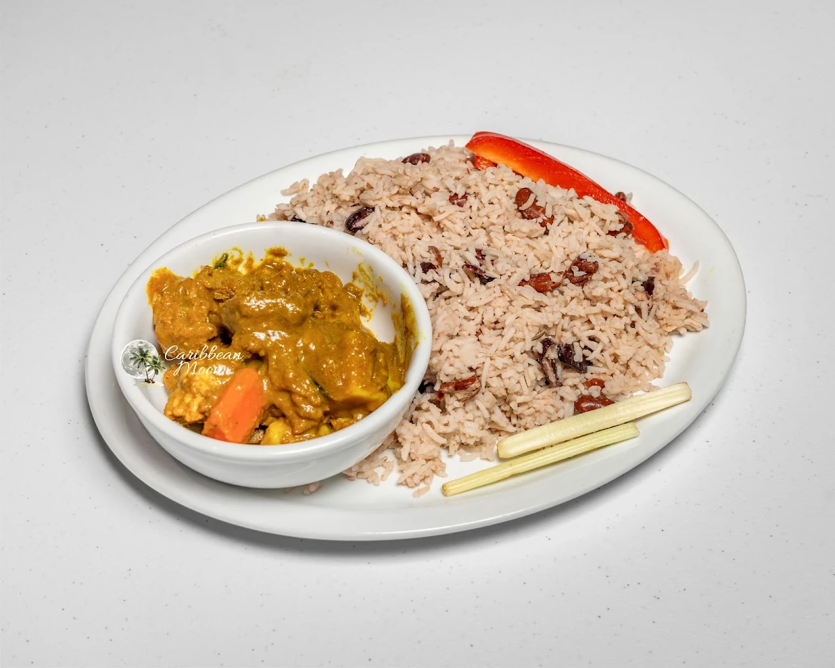 Highlights, Caribbean Moon Restaurant Bar & Grill