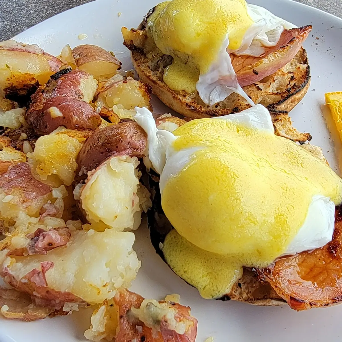Eggs Benedict