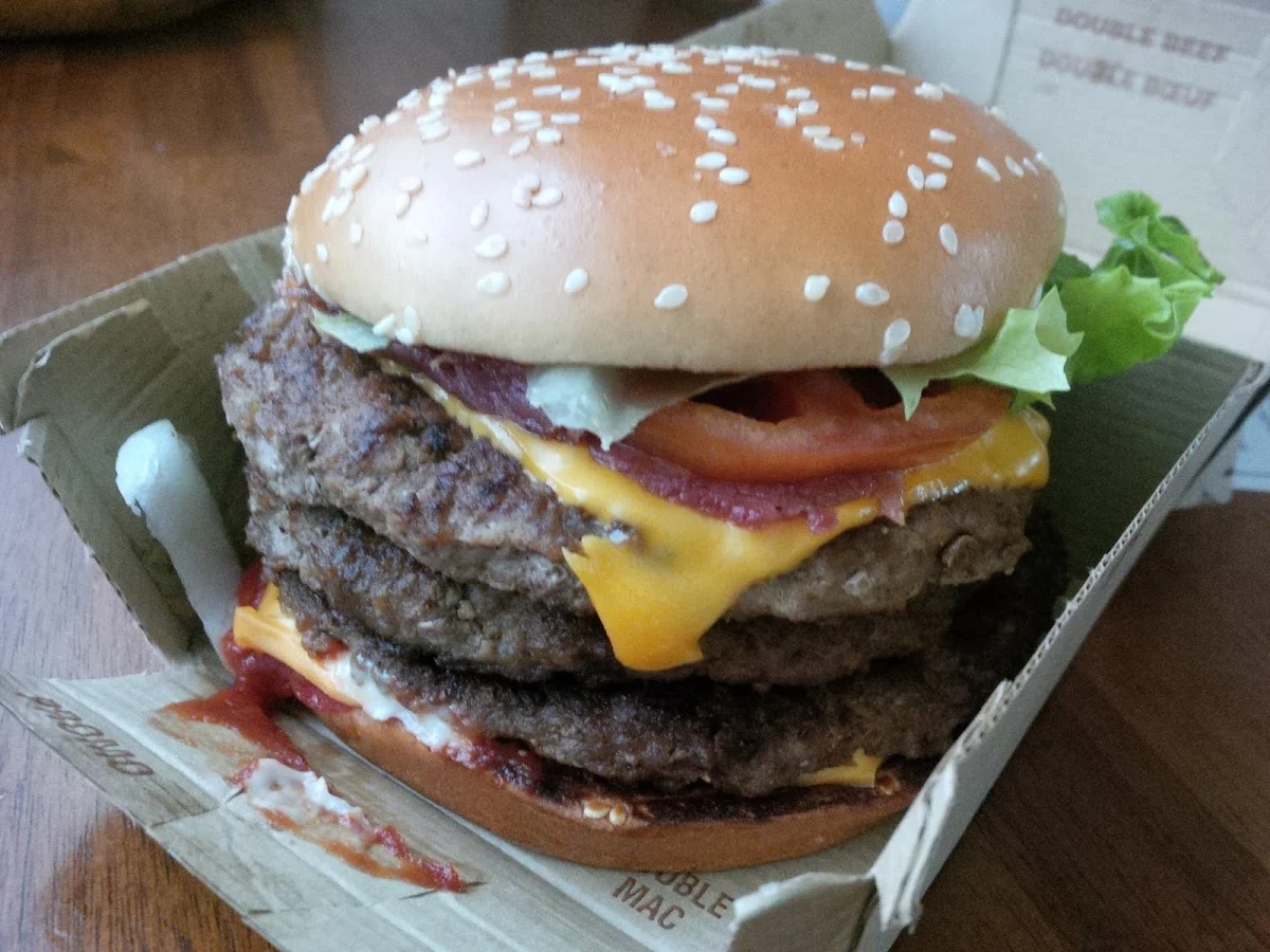 Triple Quarter Pounder blt, McDonald's