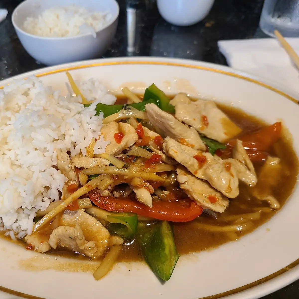 TL-3 Pad Thai Chicken