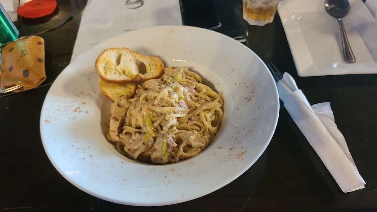 Chicken Alfredo Pasta