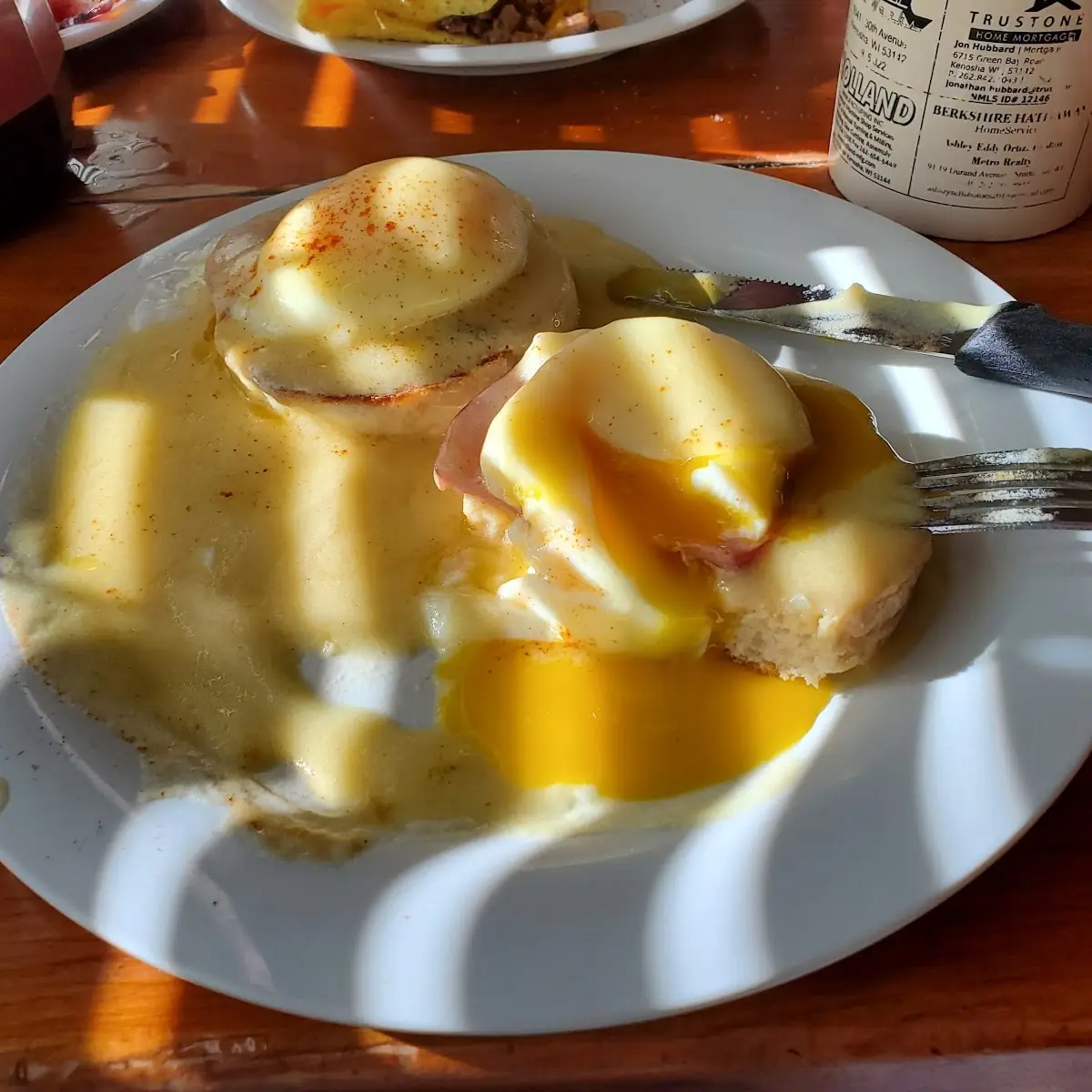 Eggs Benedict