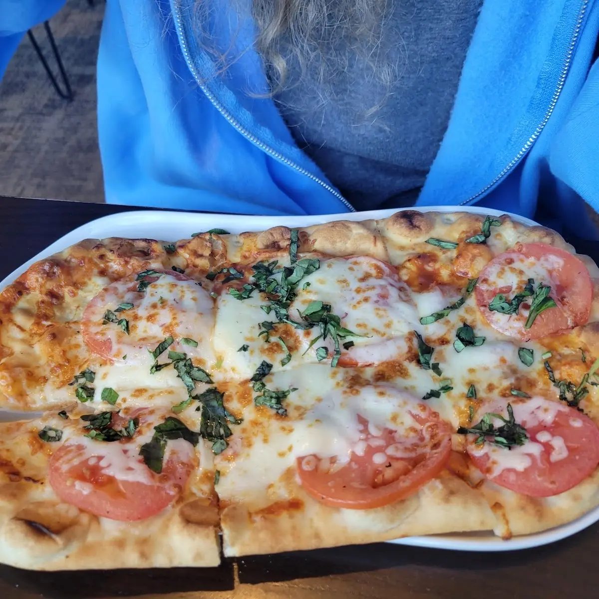 Margherita Flatbread Pizza