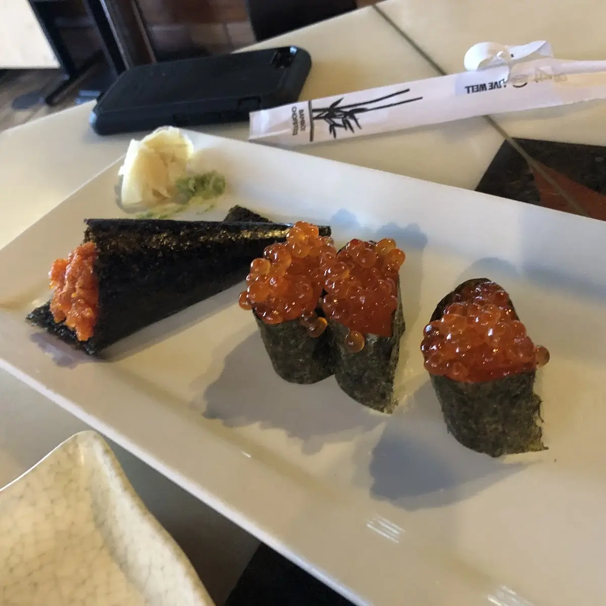 Fresh Salmon Roll