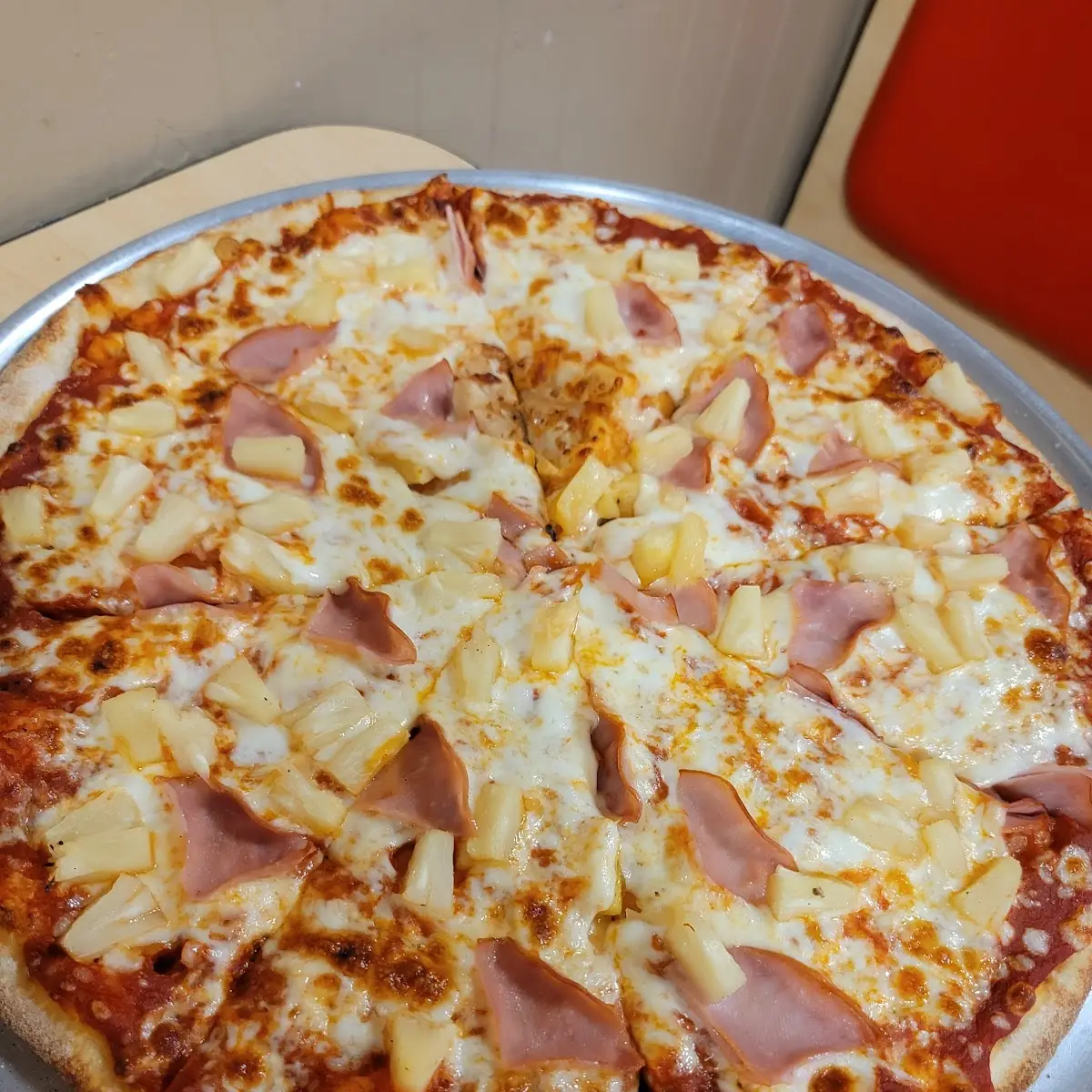 Hawaiian Pizza