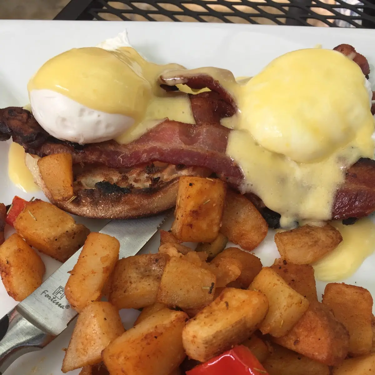 Eggs Benedict