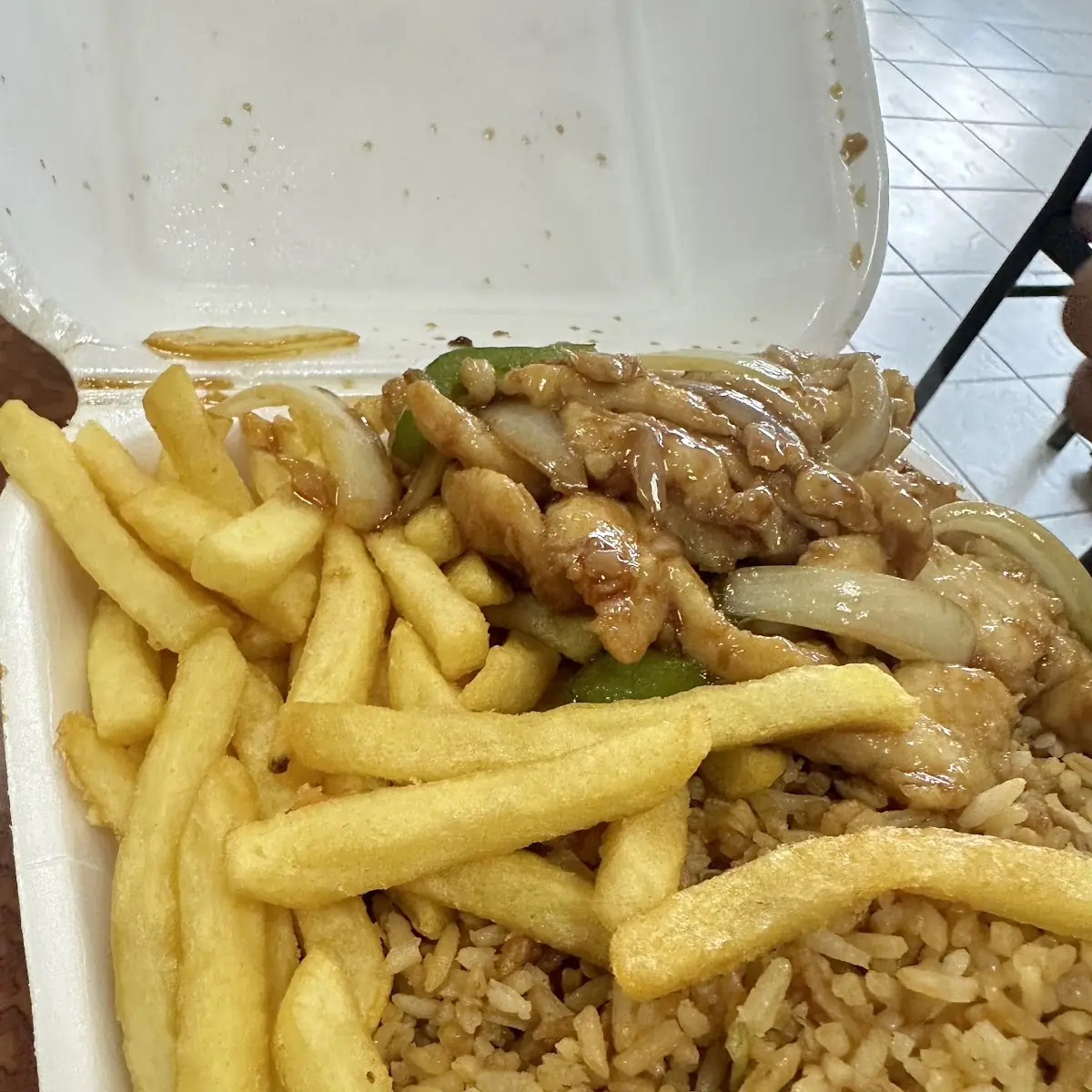 Arroz Chino Con Pepper Chicken