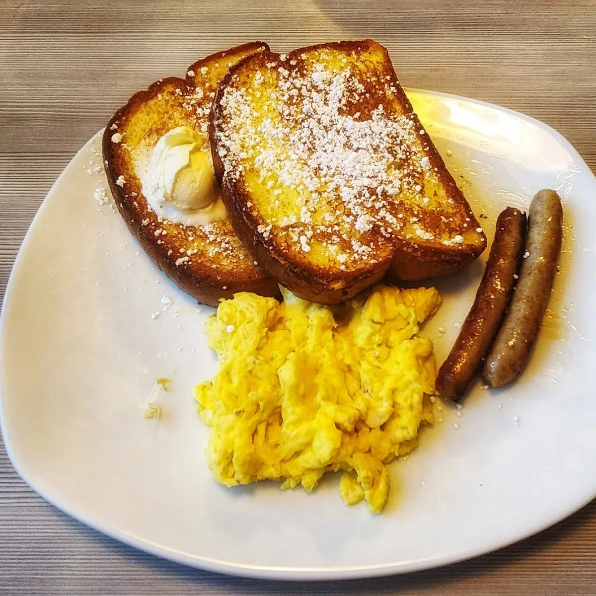 Scrambled Egg Hash Browns & Toast
