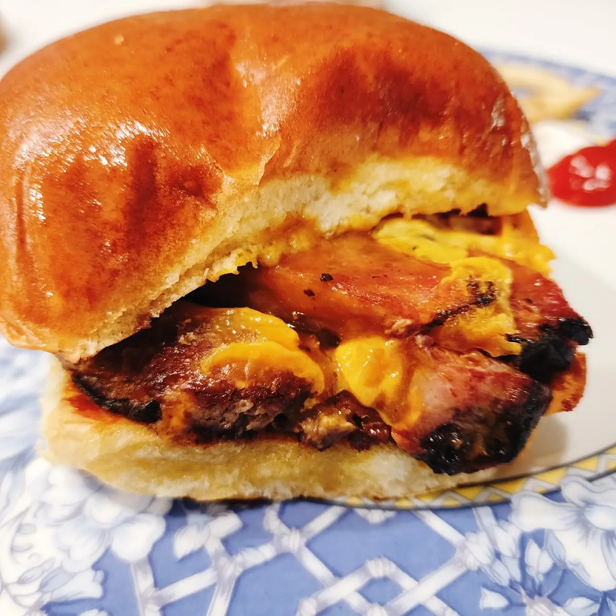 Carolina Burger