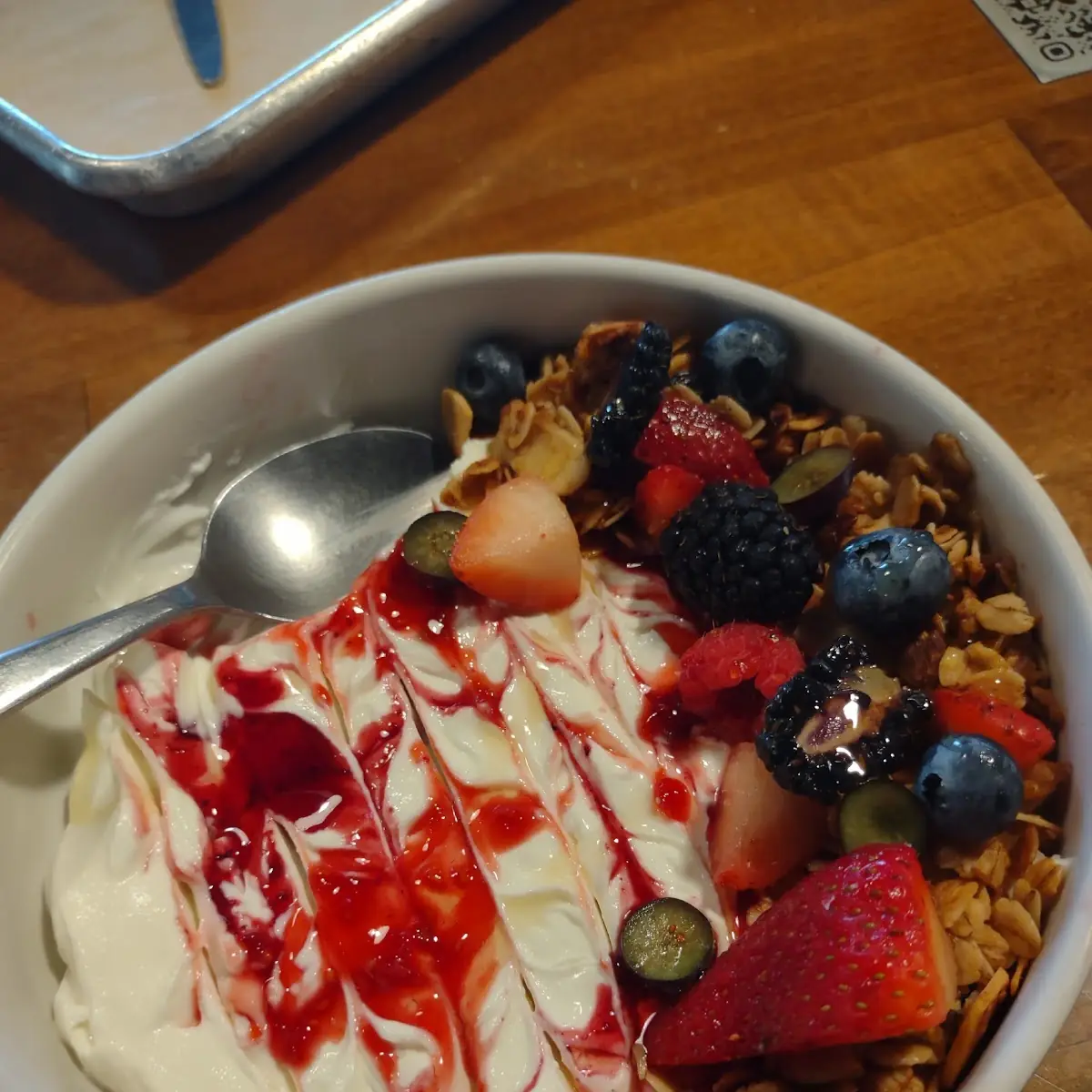 Berries Granola
