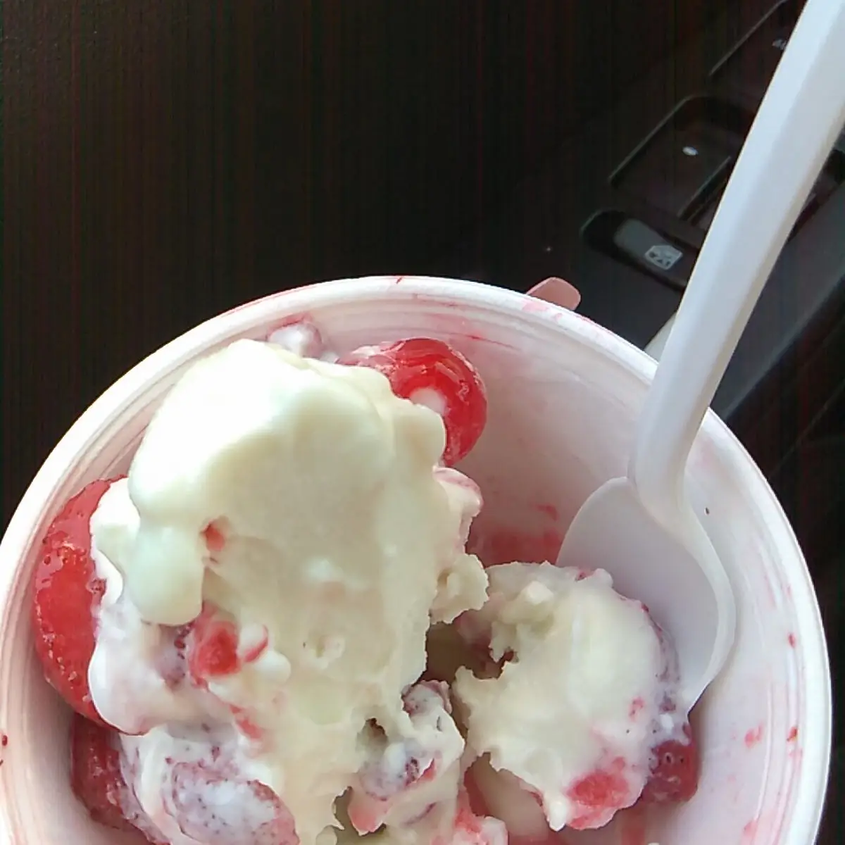 Strawberry Shortcake Sundaes