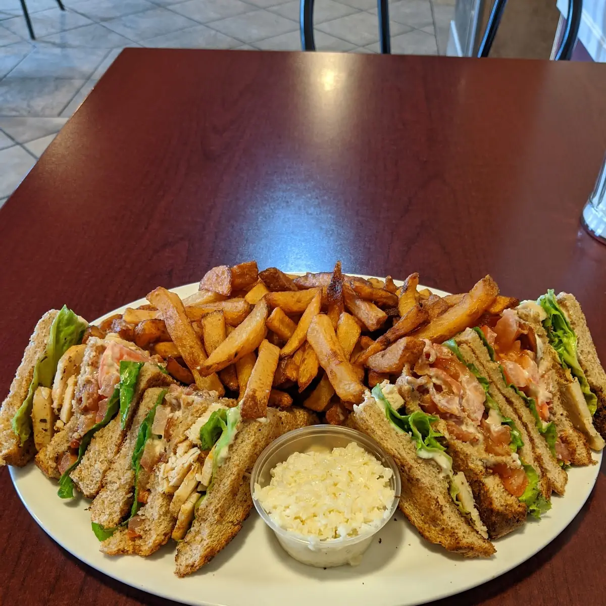 Highlights, Mama Sue's Diner Inc