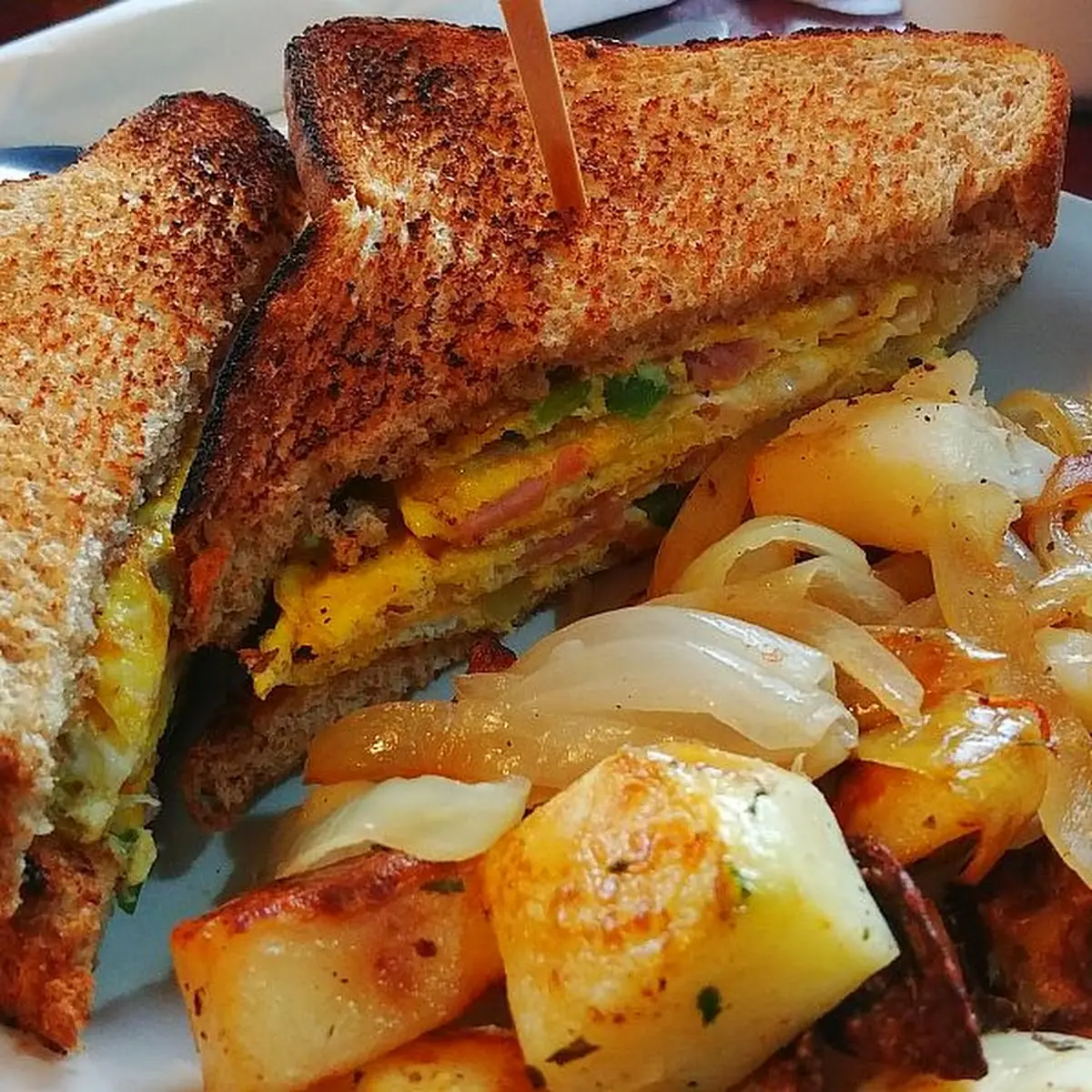 Highlights, Mama Sue's Diner Inc