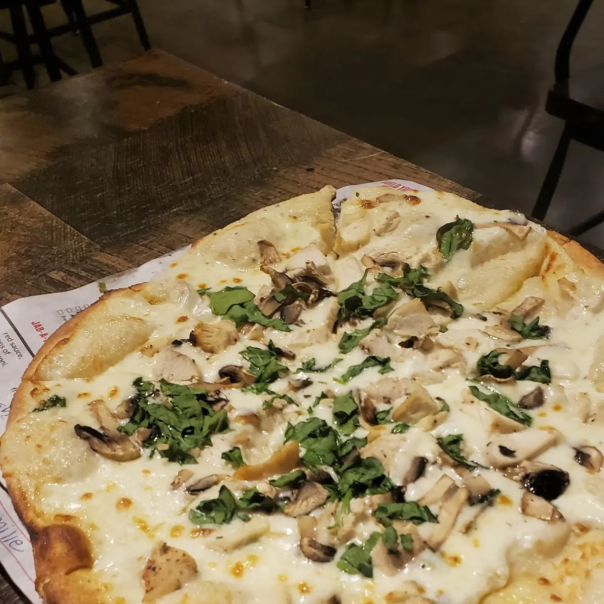 Chicken Alfredo and Spinach Pizza