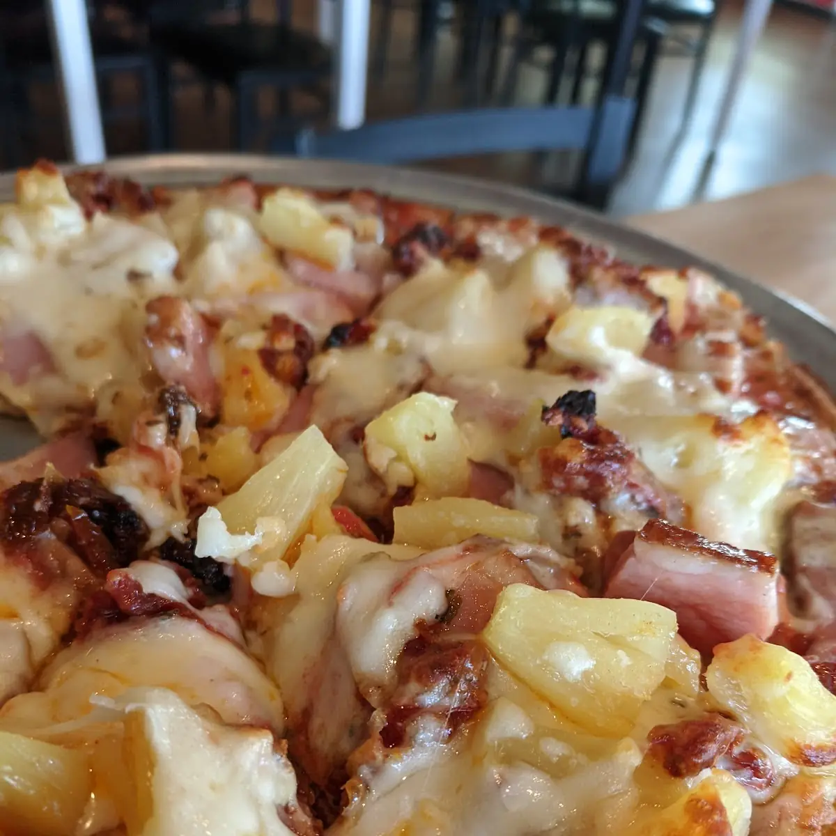 Luau Pizza