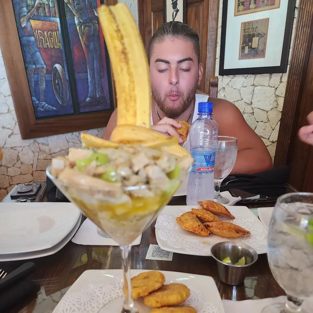 Carrucho Con Platanos Fritos