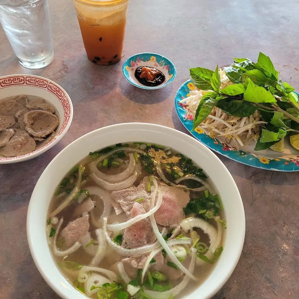 Bun DAC Biet