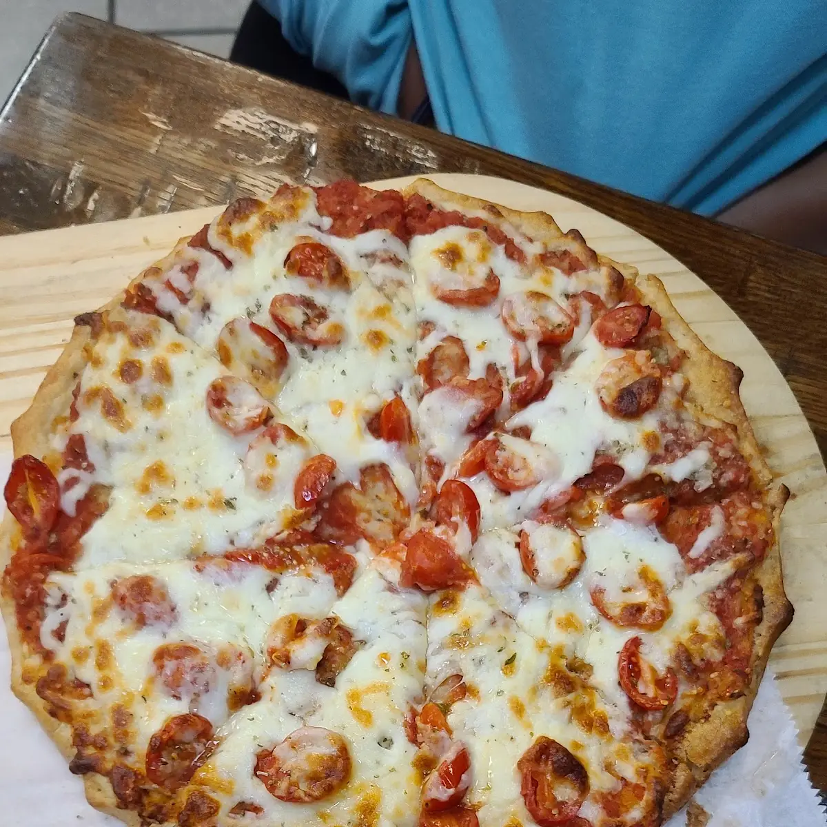Tomato and Cheese Pizza
