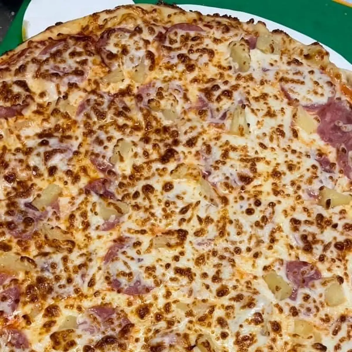 Bacon Cheddar Ham Pizza