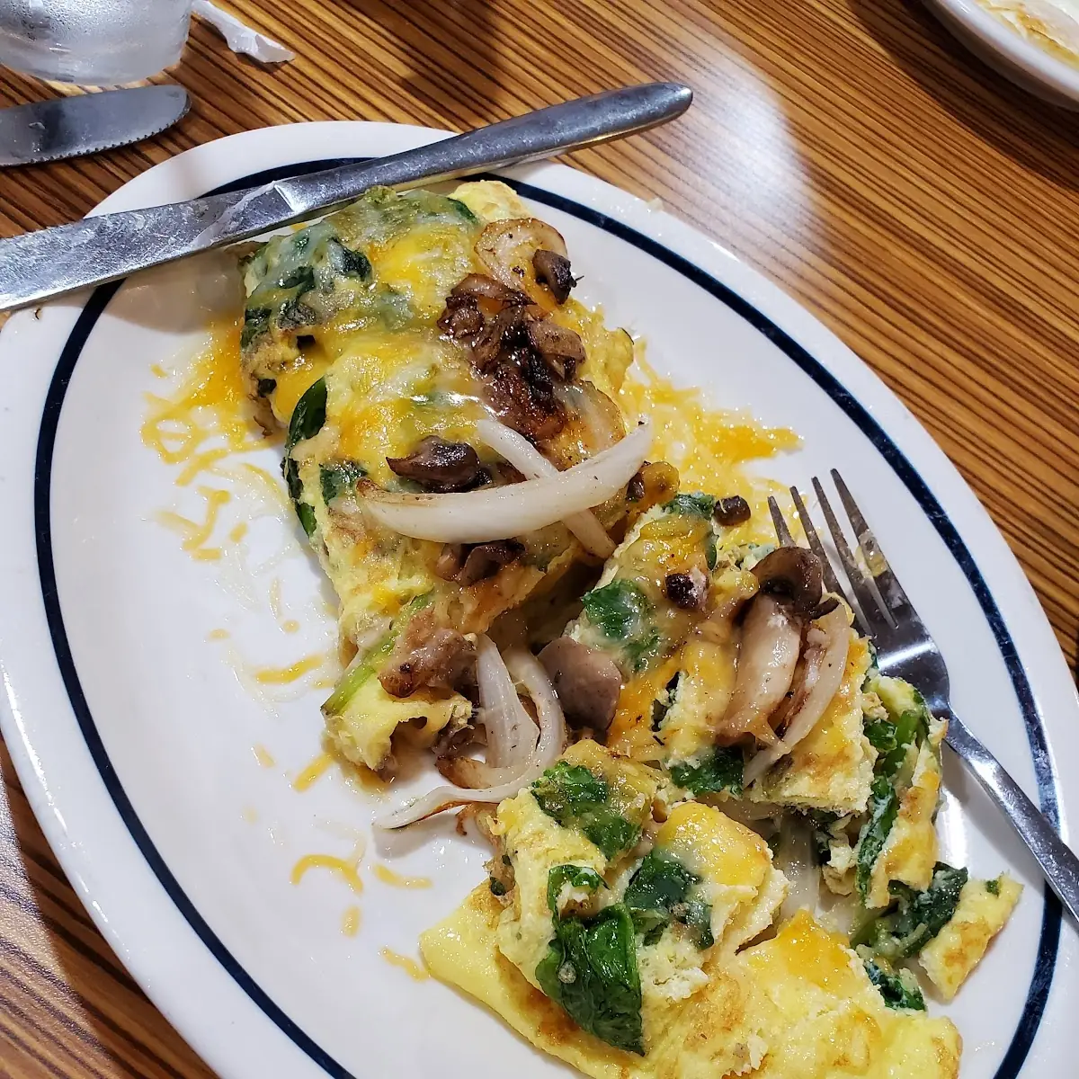 Spinach Mushroom and Cheese Omelette