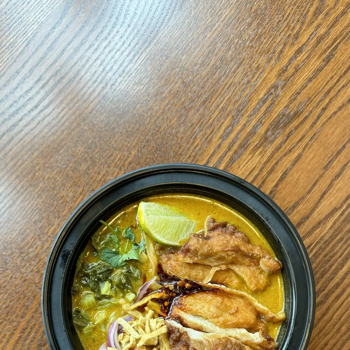 Khao Soi w Crispy Chicken