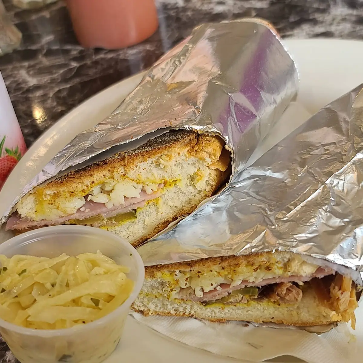 Sándwich Cubano Cuban Sandwich