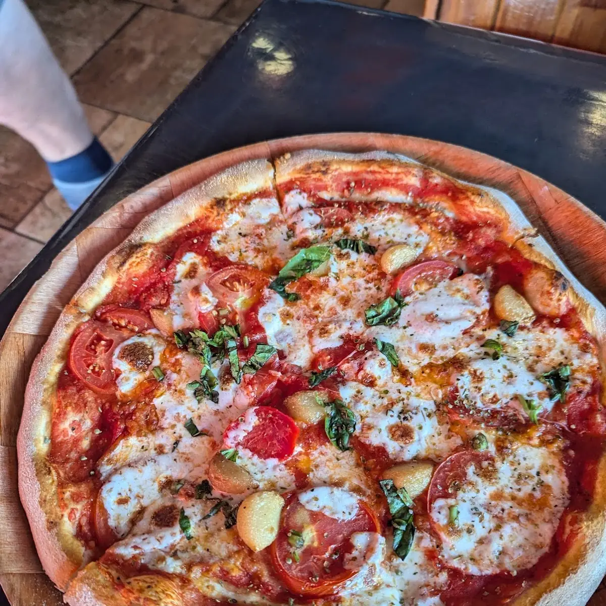 Famous Margarita Pizza