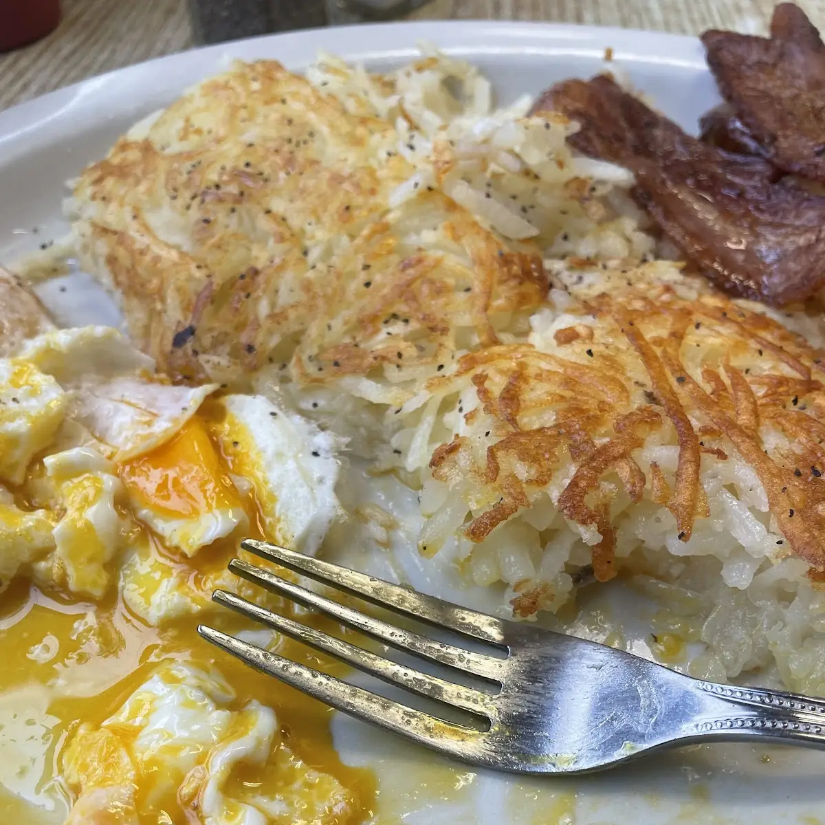 Crispy Hash Browns & Gravy