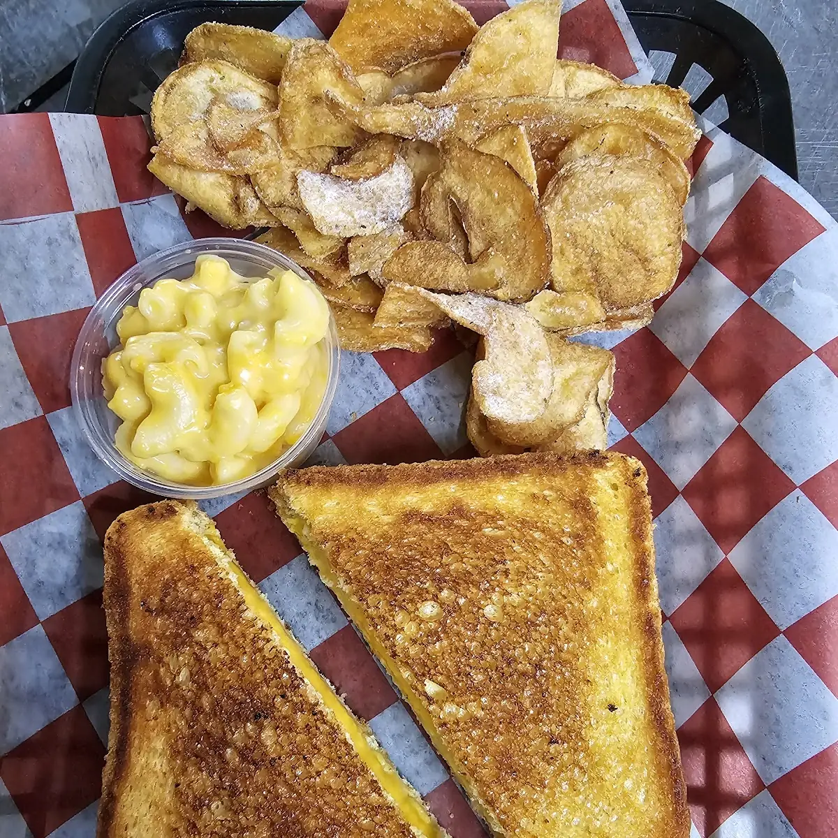 Grilled Cheese with House Made Chips & Mac & Cheese