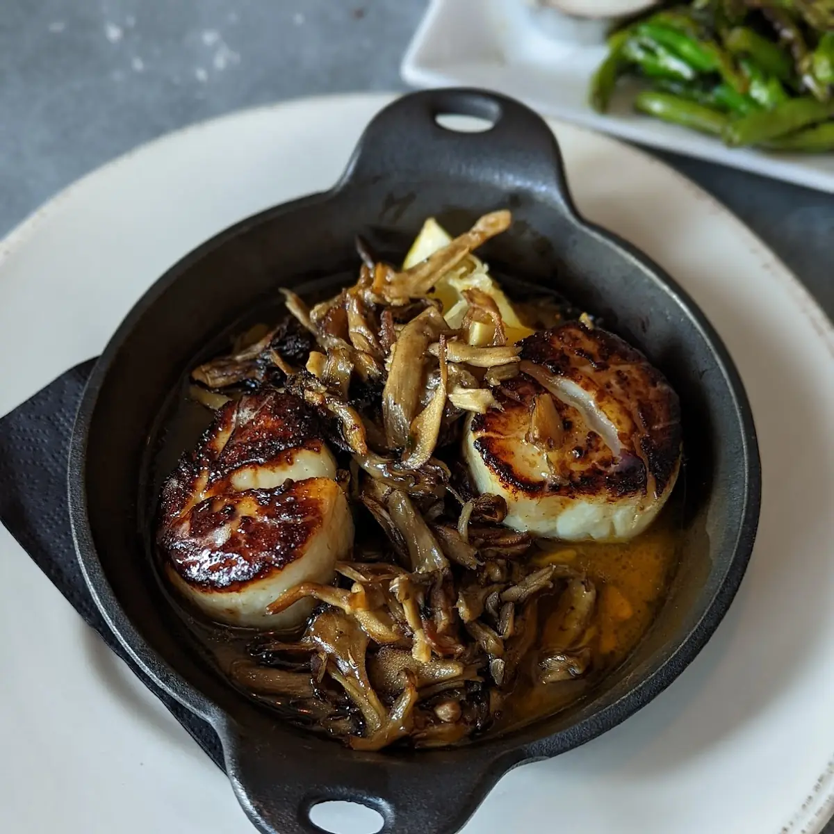 Sea Scallops & Wild Mushrooms