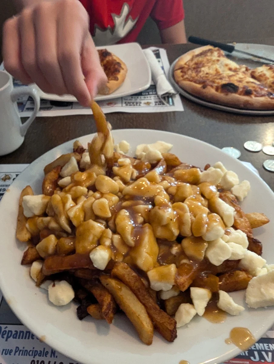 Highlights, Resto-Bar Maniwaki Pizza