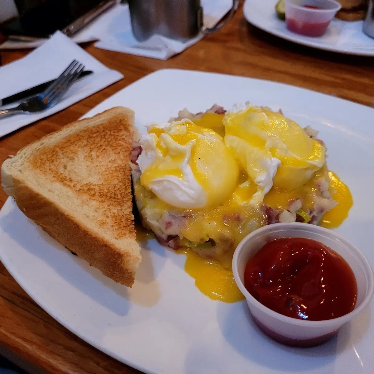 Eggs Benedict